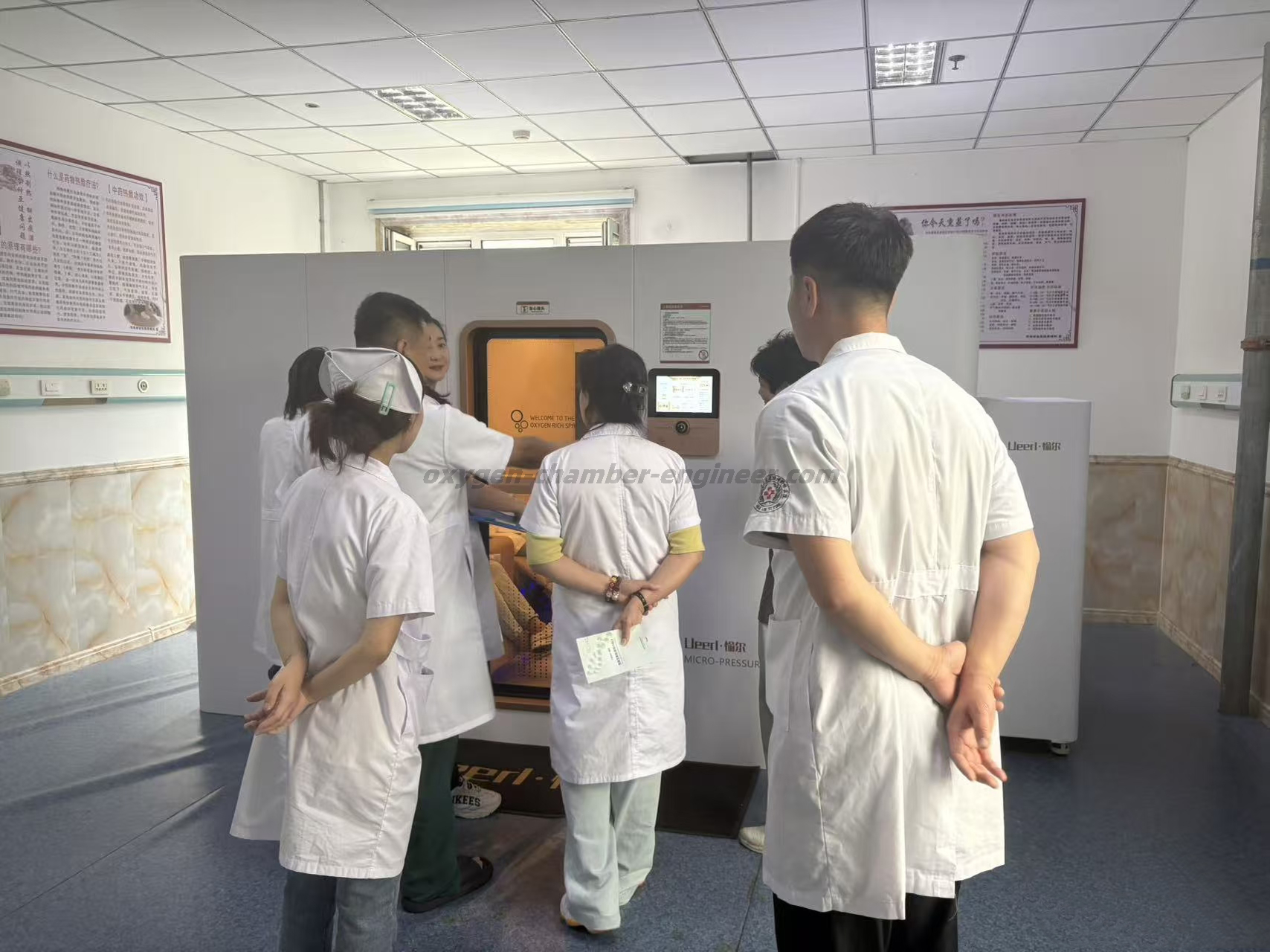 家用氧舱的保养费用是多少？